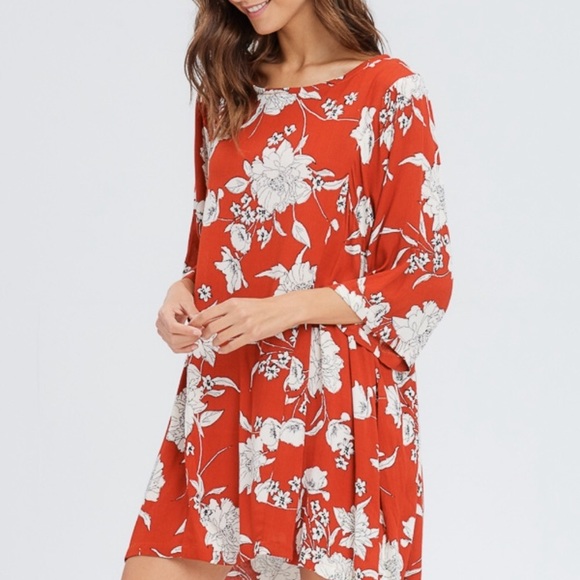 Crescent Camilla Floral Dress NWT - Picture 2 of 5